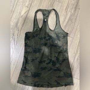 Lululemon size 6 camo athletic tank